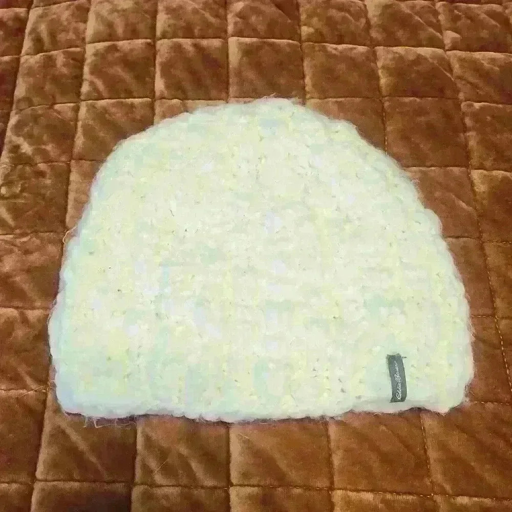 Eddie Bauer beanie: one size: off white